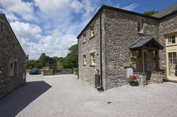 Autumn Cottage at Helm Mount Barns